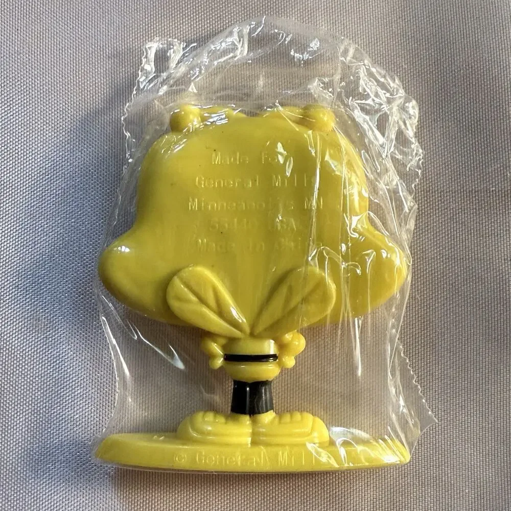 Buzz the Honey Bee General Mills Cereal Squad Toy Prize Honey Nut Cheerios